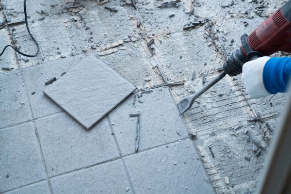 Flooring Removal Service in Eugene
