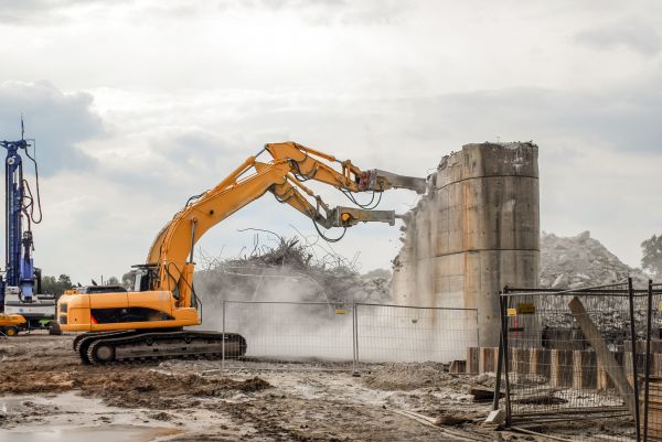 Silo Demolition in Eugene